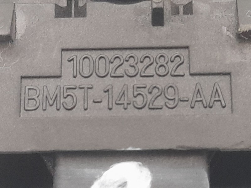 Recambio de mando elevalunas delantero derecho para ford focus iii 1.6 ecoboost referencia OEM IAM BM51A240A40ADW BM5T14529AA 