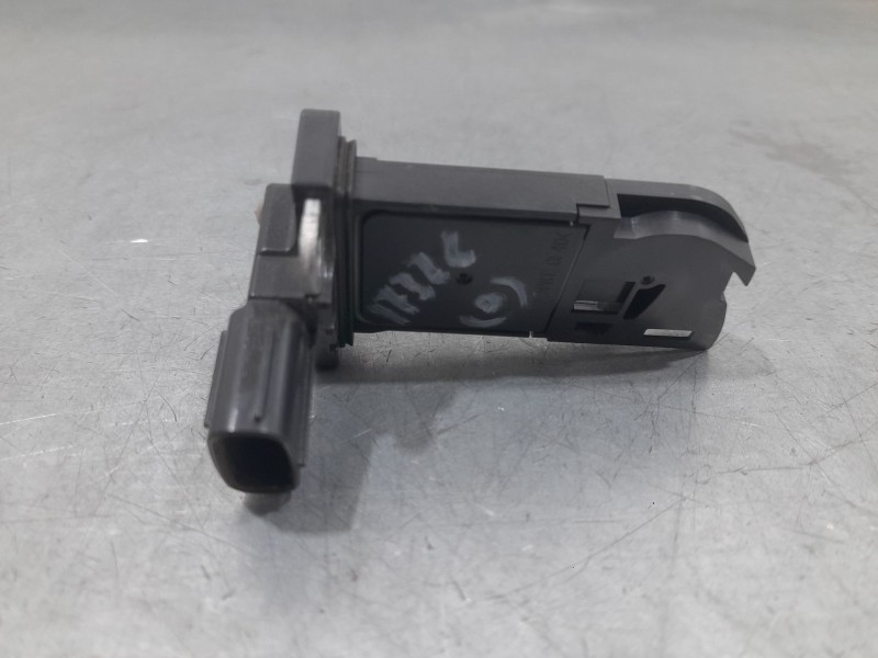 Recambio de caudalimetro para toyota auris (_e18_) 1.4 d-4d (nde180_) referencia OEM IAM 2220426010  