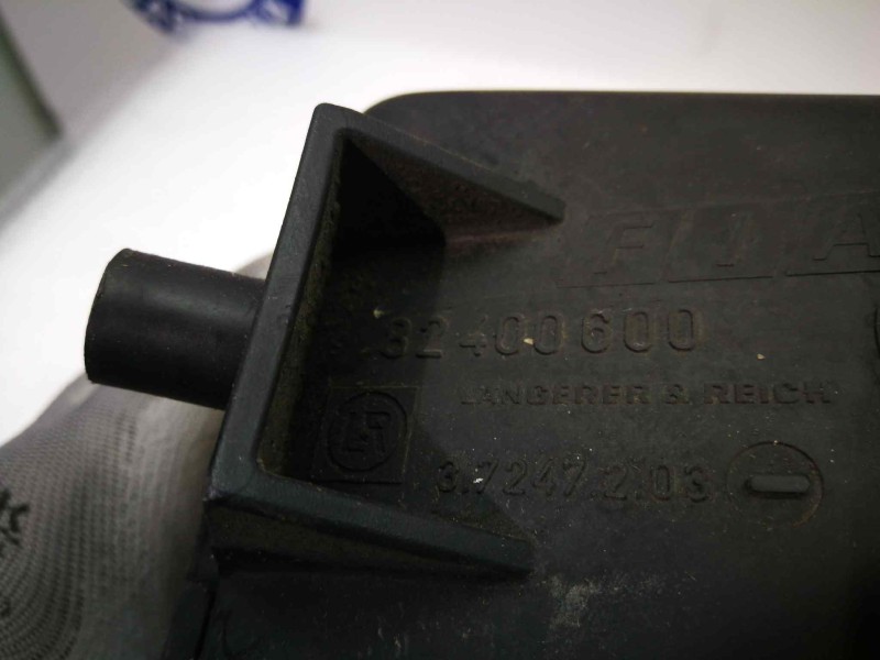 Recambio de intercooler para lancia thema 2.5 turbodiesel referencia OEM IAM 37247203 82400600 