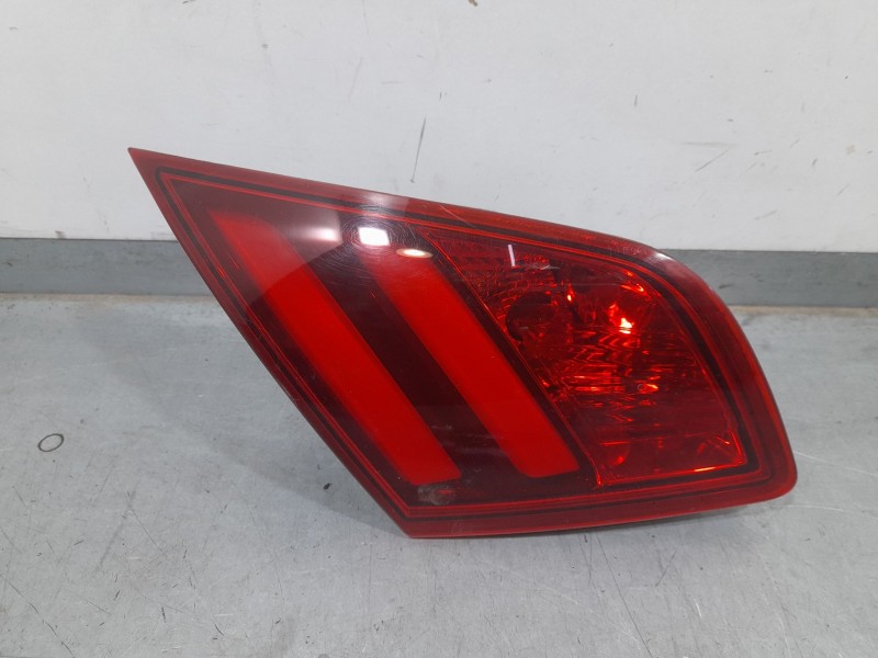 Recambio de piloto trasero izquierdo interior para peugeot 308 ii (lb_, lp_, lw_, lh_, l3_) 1.2 thp 110 referencia OEM IAM 96778