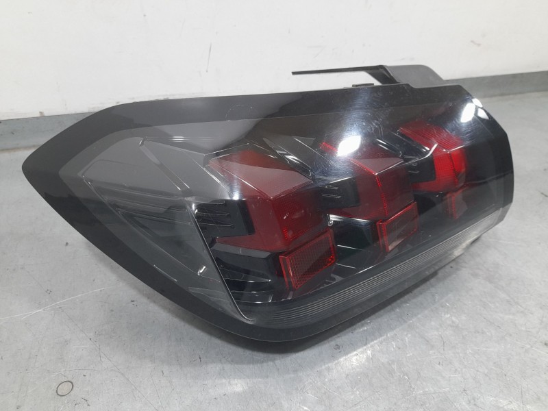 Recambio de piloto trasero izquierdo para peugeot 208 ii (ub_, up_, uw_, uj_) e-208 referencia OEM IAM 9823216780  