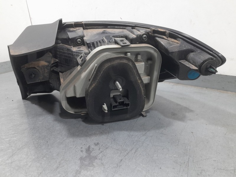 Recambio de piloto trasero izquierdo para peugeot 208 ii (ub_, up_, uw_, uj_) e-208 referencia OEM IAM 9823216780  
