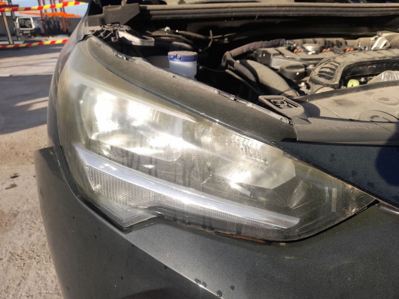 Recambio de faro derecho para opel corsa f (p2jo) 1.2 (68) referencia OEM IAM   