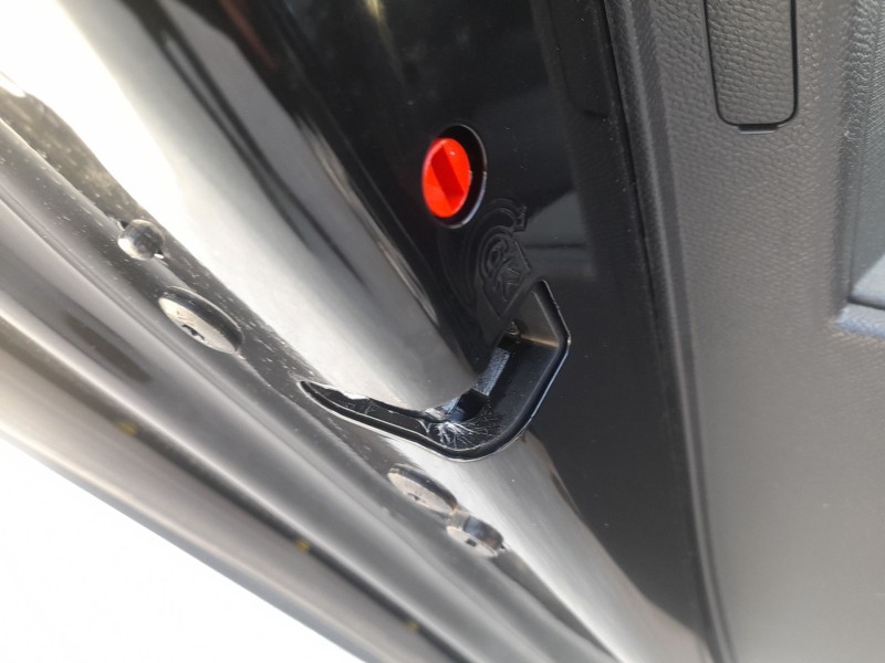 Recambio de cerradura puerta trasera izquierda para opel corsa f (p2jo) 1.2 (68) referencia OEM IAM   