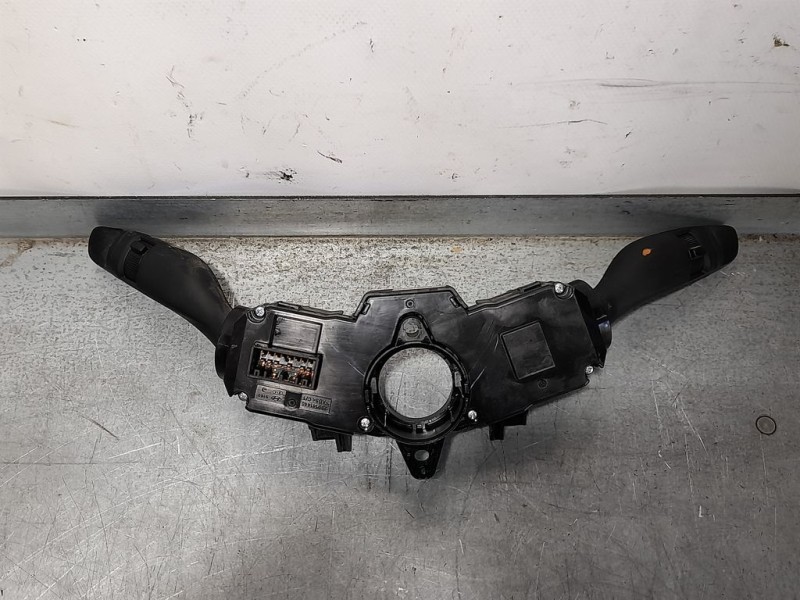 Recambio de mando luces y limpia para hyundai i20 classic referencia OEM IAM 93403C8350  