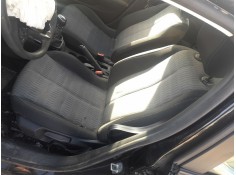 ASIENTO DELANTERO IZQUIERDO 
