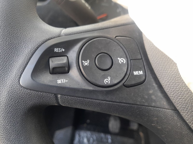 Recambio de volante para opel corsa f (p2jo) 1.2 (68) referencia OEM IAM   