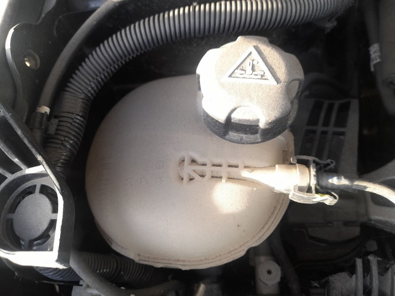 Recambio de deposito expansion para opel corsa f (p2jo) 1.2 (68) referencia OEM IAM   