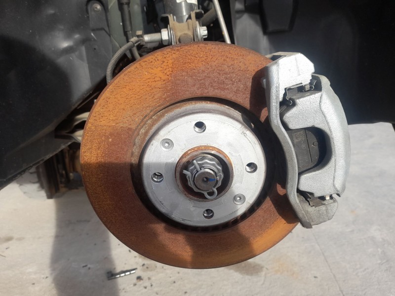 Recambio de mangueta delantera derecha para opel corsa f (p2jo) 1.2 (68) referencia OEM IAM   