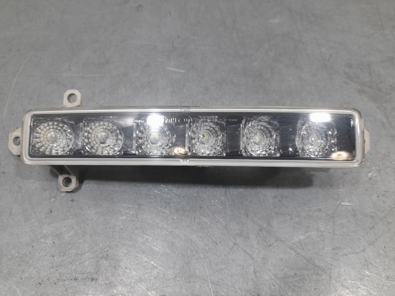 Recambio de piloto delantero derecho para peugeot 308 sw style referencia OEM IAM 9812662180 LUZ DIURNA VALEO