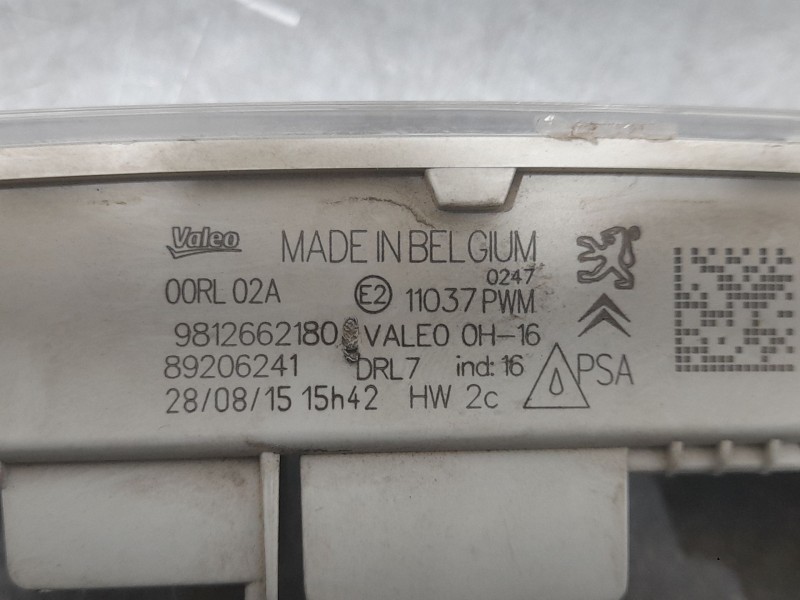 Recambio de piloto delantero derecho para peugeot 308 sw style referencia OEM IAM 9812662180 LUZ DIURNA VALEO