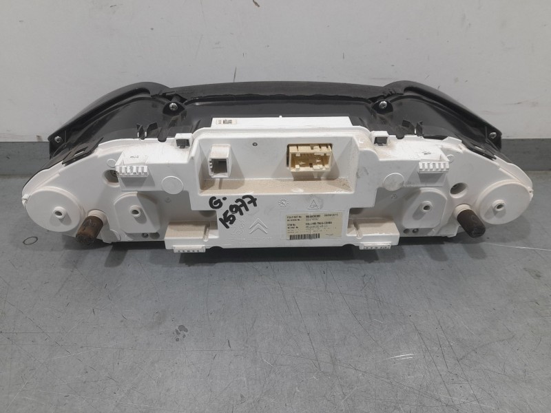 Recambio de cuadro instrumentos para peugeot 308 sw style referencia OEM IAM 9809838380  