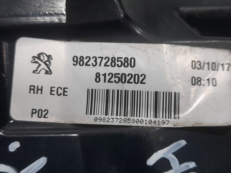 Recambio de piloto trasero derecho exterior para peugeot 308 ii (lb_, lp_, lw_, lh_, l3_) 1.2 thp 110 referencia OEM IAM 9823728
