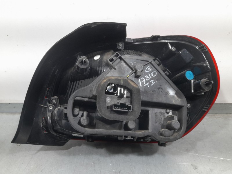Recambio de piloto trasero izquierdo para citroën c3 iii (sx) 1.5 bluehdi 100 (sxyhyp, sxyhtu) referencia OEM IAM 9812257580  