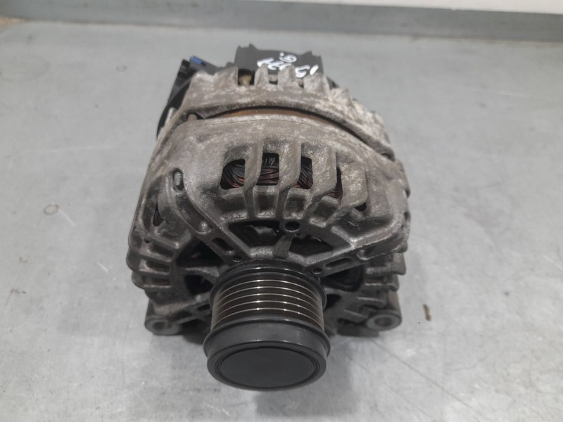 Recambio de alternador para peugeot 308 sw style referencia OEM IAM 9810525380 2624310A VALEO