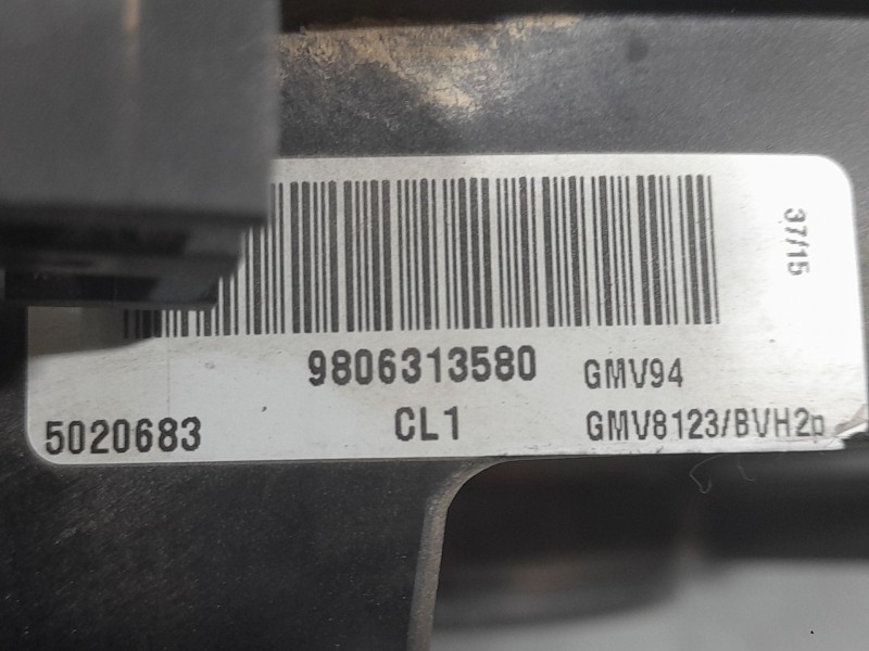 Recambio de electroventilador para peugeot 308 sw style referencia OEM IAM 9806313580  