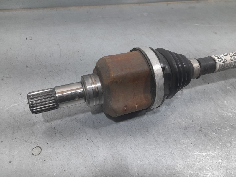 Recambio de transmision delantera izquierda para peugeot 308 ii (lb_, lp_, lw_, lh_, l3_) 1.2 thp 110 referencia OEM IAM 9677561