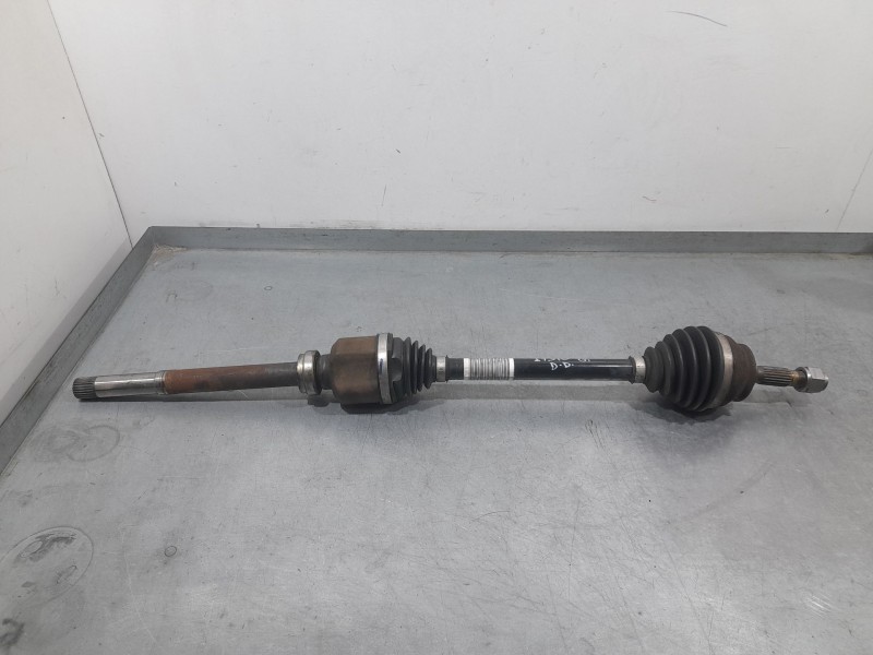 Recambio de transmision delantera derecha para citroën c3 iii (sx) 1.5 bluehdi 100 (sxyhyp, sxyhtu) referencia OEM IAM 980104868