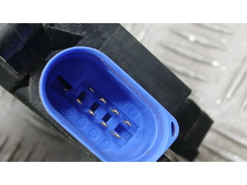 Recambio de cerradura puerta delantera izquierda para audi a3 (8p1) 2.0 tdi 16v referencia OEM IAM 4E1837015  