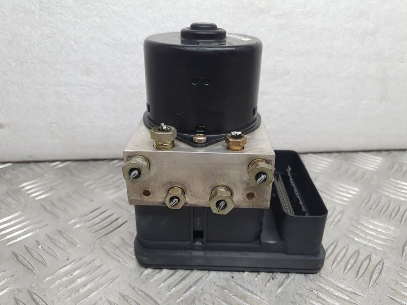 Recambio de abs para ford fusion (cbk) ambiente referencia OEM IAM 2S612M110CE 10020600934 ATE