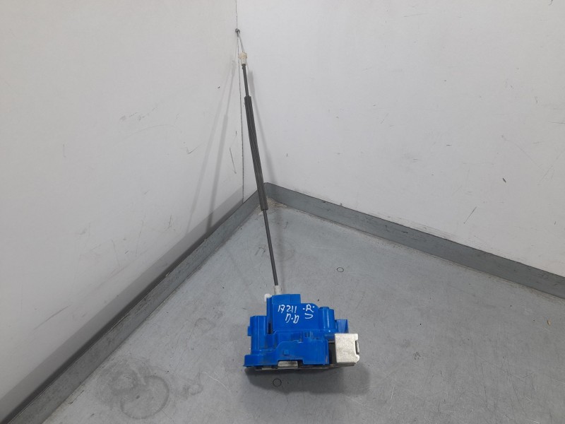 Recambio de cerradura puerta delantera derecha para fiat 500l (351_, 352_) 1.4 (199lyb1b) referencia OEM IAM 52018118  