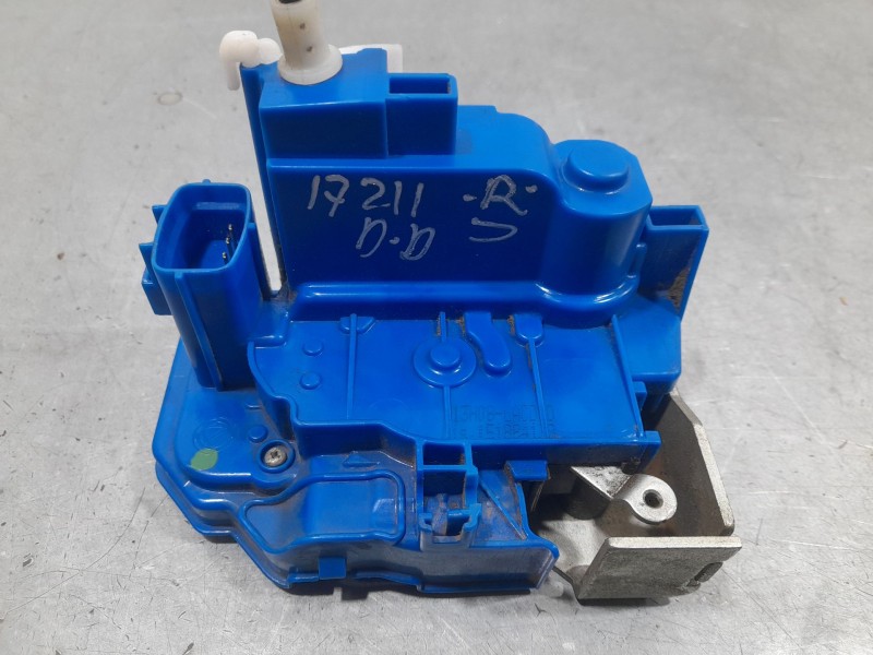 Recambio de cerradura puerta delantera derecha para fiat 500l (351_, 352_) 1.4 (199lyb1b) referencia OEM IAM 52018118  