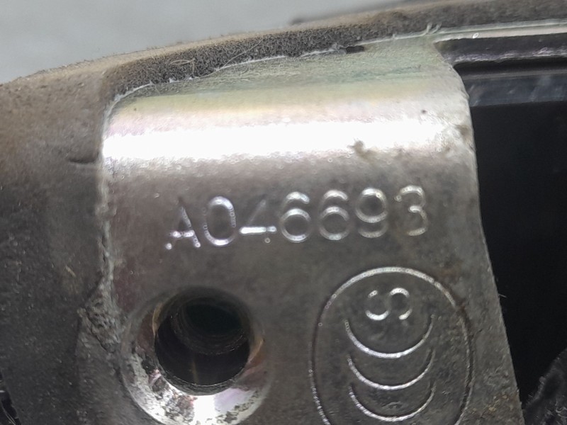 Recambio de cerradura puerta trasera izquierda para lexus ct (zwa10_) 200h (zwa10_) referencia OEM IAM 6906033131 4E1011404 A046