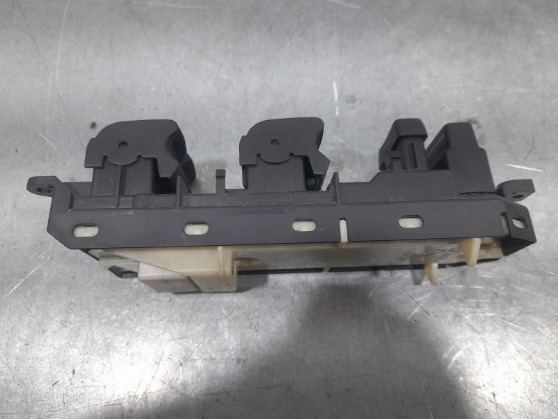 Recambio de mando elevalunas delantero izquierdo para lexus ct (zwa10_) 200h (zwa10_) referencia OEM IAM 8404033100  