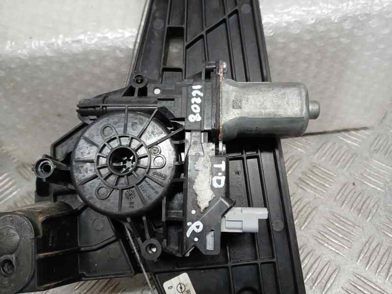Recambio de elevalunas trasero derecho para opel mokka elegance referencia OEM IAM 9843773980  ELECTRICO