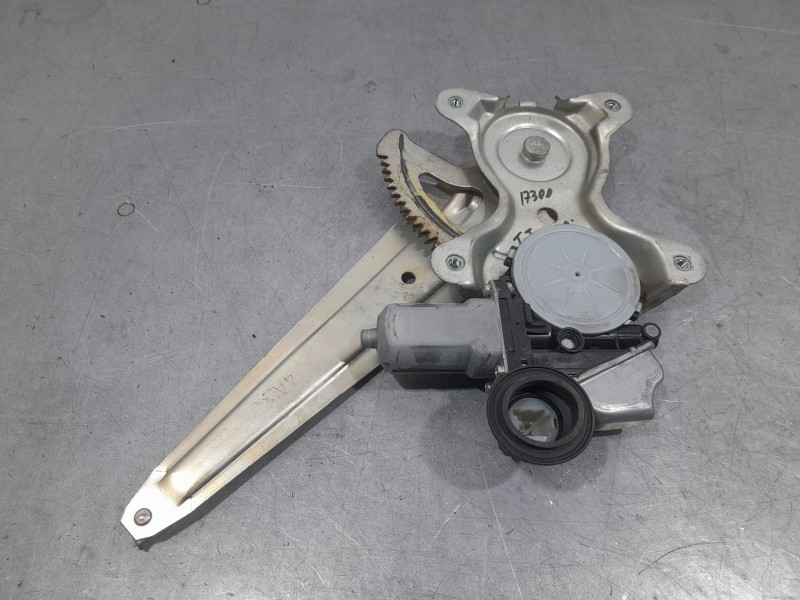 Recambio de elevalunas trasero izquierdo para lexus ct (zwa10_) 200h (zwa10_) referencia OEM IAM 8571075070 0620202460 DENSO