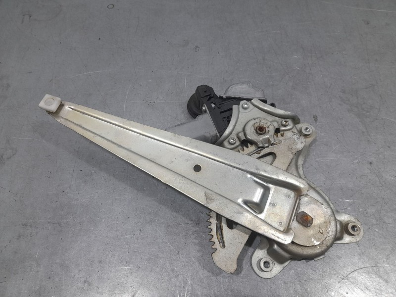 Recambio de elevalunas trasero izquierdo para lexus ct (zwa10_) 200h (zwa10_) referencia OEM IAM 8571075070 0620202460 DENSO