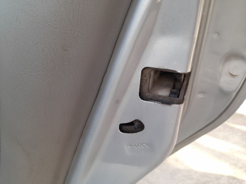 Recambio de cerradura puerta trasera derecha para nissan primera hatchback (p11) 1.6 16v referencia OEM IAM   