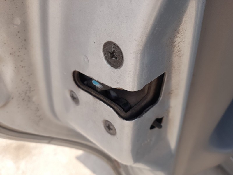 Recambio de cerradura puerta trasera izquierda para nissan primera hatchback (p11) 1.6 16v referencia OEM IAM   