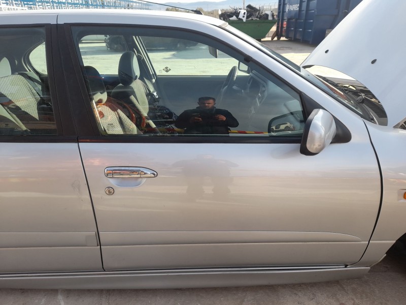 Recambio de puerta delantera derecha para nissan primera hatchback (p11) 1.6 16v referencia OEM IAM   
