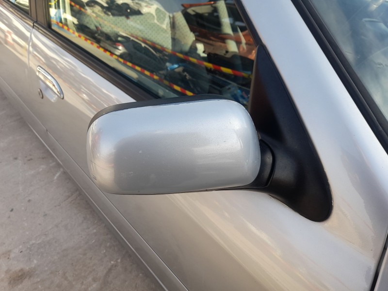 Recambio de retrovisor derecho para nissan primera hatchback (p11) 1.6 16v referencia OEM IAM  ELECTRICO ROZADO 