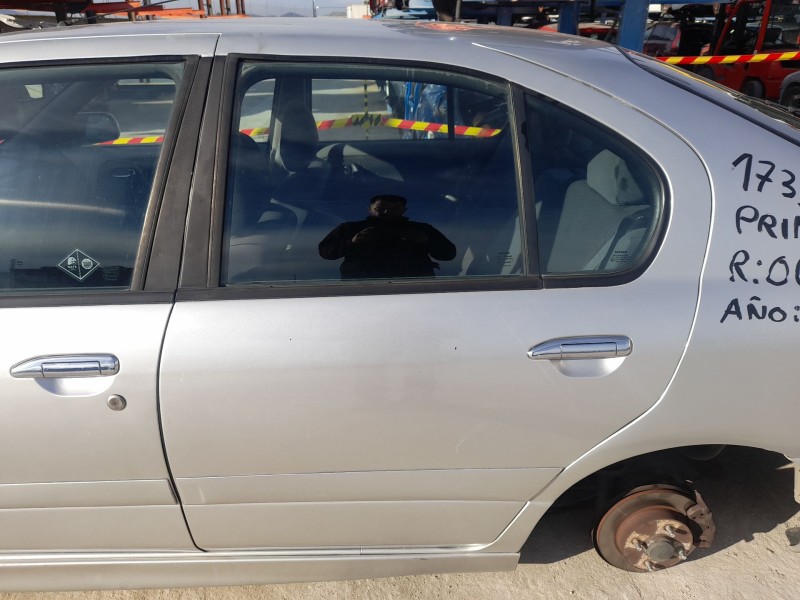 Recambio de puerta trasera izquierda para nissan primera hatchback (p11) 1.6 16v referencia OEM IAM   