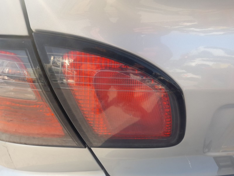 Recambio de piloto trasero izquierdo interior para nissan primera hatchback (p11) 1.6 16v referencia OEM IAM   