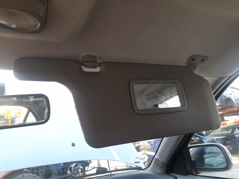 Recambio de parasol derecho para nissan primera hatchback (p11) 1.6 16v referencia OEM IAM   