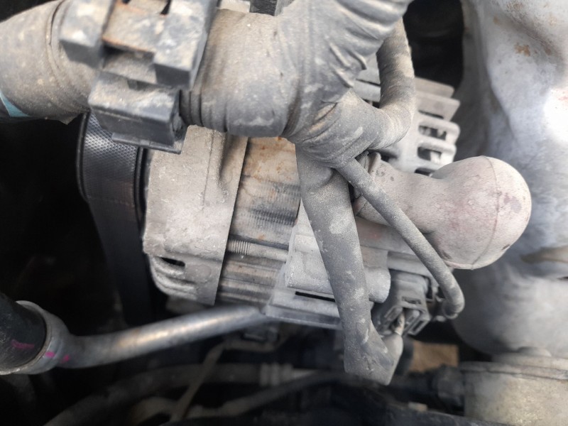 Recambio de alternador para nissan primera hatchback (p11) 1.6 16v referencia OEM IAM   