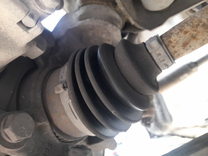 Recambio de transmision delantera derecha para nissan primera hatchback (p11) 1.6 16v referencia OEM IAM   