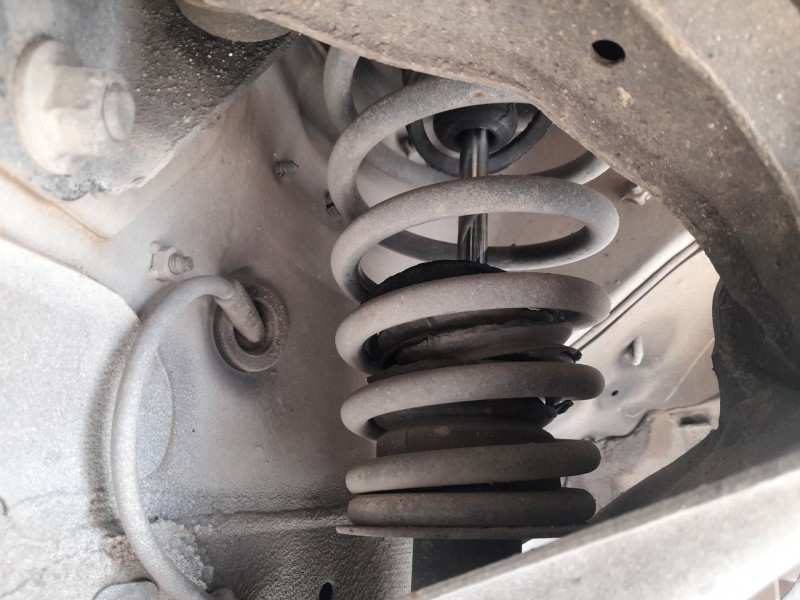 Recambio de amortiguador delantero derecho para nissan primera hatchback (p11) 1.6 16v referencia OEM IAM   