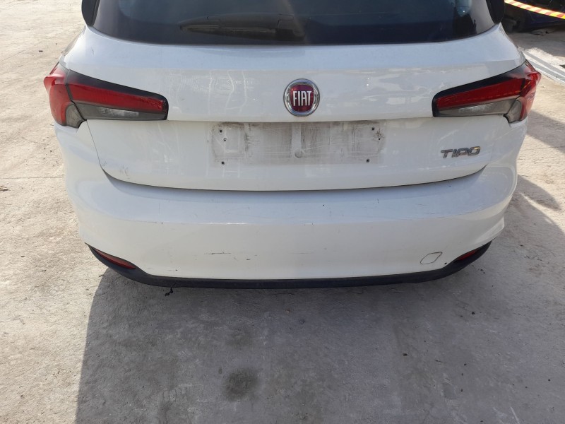 Recambio de paragolpes trasero para fiat tipo hatchback (356_, 357_) 1.3 d (356hxh1a) referencia OEM IAM  ROZADO 