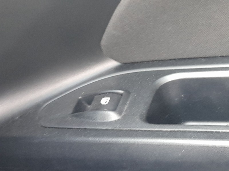 Recambio de mando elevalunas delantero derecho para fiat tipo hatchback (356_, 357_) 1.3 d (356hxh1a) referencia OEM IAM   