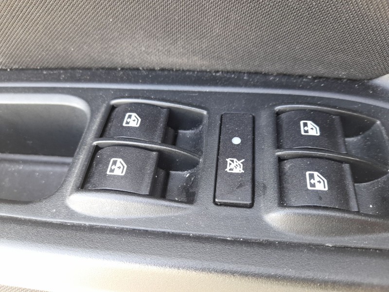 Recambio de mando elevalunas delantero izquierdo para fiat tipo hatchback (356_, 357_) 1.3 d (356hxh1a) referencia OEM IAM  C/MA