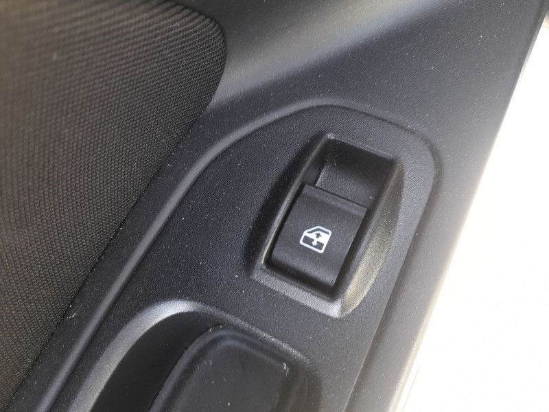 Recambio de mando elevalunas trasero izquierdo para fiat tipo hatchback (356_, 357_) 1.3 d (356hxh1a) referencia OEM IAM   