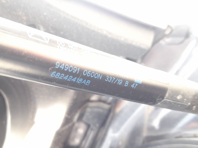 Recambio de amortiguadores maletero / porton para jeep compass (mp, m6, mv, m7) 1.4 multiair referencia OEM IAM   