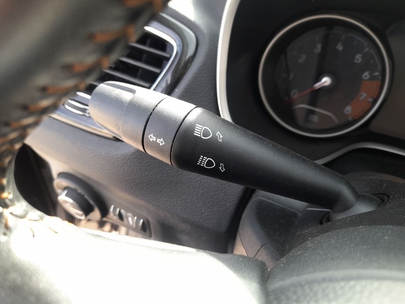Recambio de mando luces y limpia para jeep compass (mp, m6, mv, m7) 1.4 multiair referencia OEM IAM   