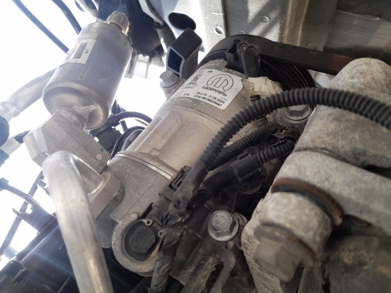 Recambio de compresor aire acondicionado para jeep compass (mp, m6, mv, m7) 1.4 multiair referencia OEM IAM   