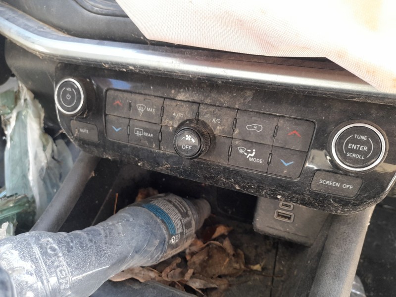 Recambio de mando climatizador para jeep compass (mp, m6, mv, m7) 1.3 referencia OEM IAM   