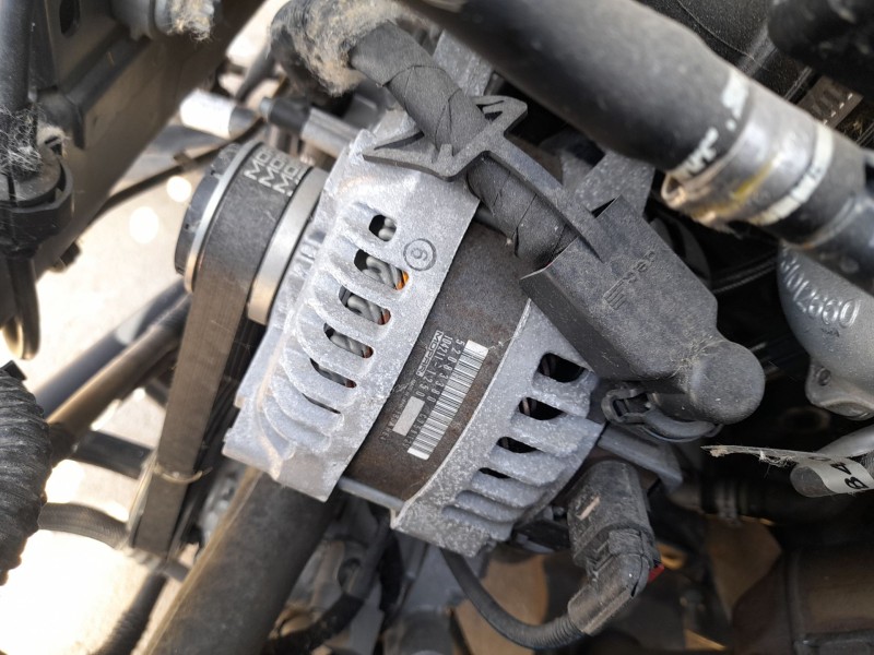 Recambio de alternador para jeep compass (mp, m6, mv, m7) 1.3 referencia OEM IAM   